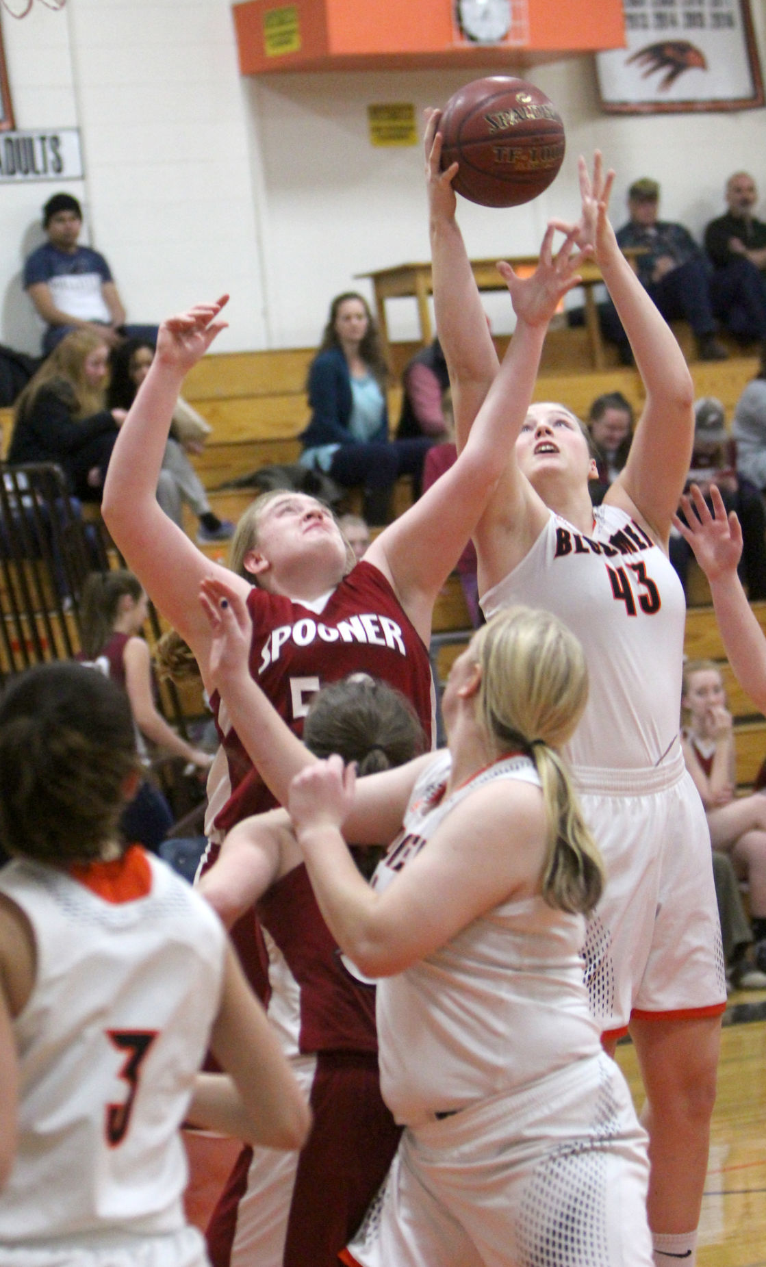 Spooner at Bloomer girls basketball 12-11-18